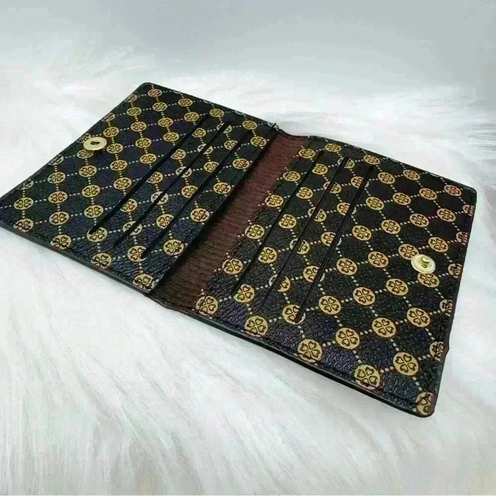 The Classic Card Wallet Flap in Coffee Brown